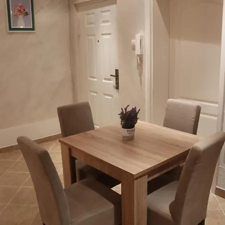 Renovated With Jacuzzi In *