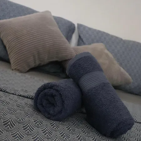 Renovated With Jacuzzi In